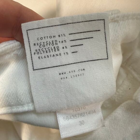 AYR Women's The Beat Jeans Barrel Leg Crop White Size 30 - Picture 9 of 13